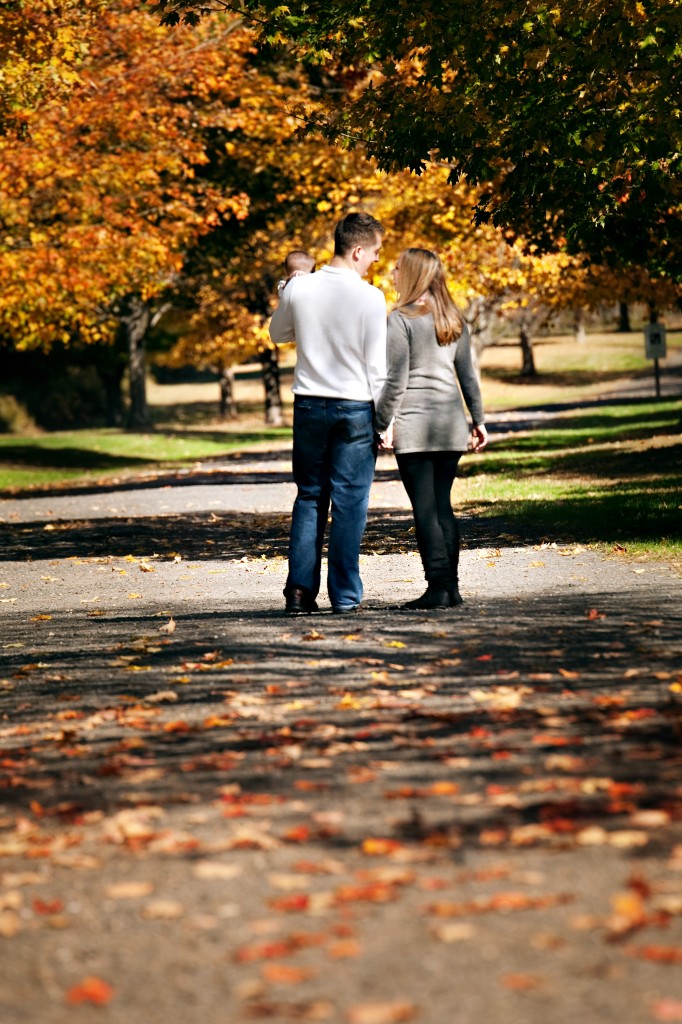 Connecticut Family Portrait Photographer at Northwest Park in Windsor